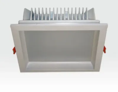 24W LED Einbau Downlight weiß quadratisch Warm Weiß / 2700-3200K 2160lm 230VAC IP44 120Grad -Ausstellungsstück mit kleinen Schönheitsfehler