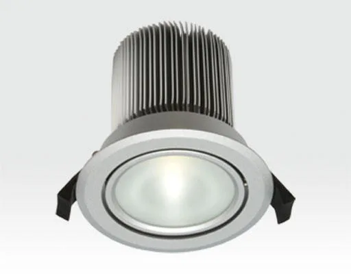 18W LED Spot silber frosted Warm Weiß dimmbar / 900lm IP44 230VAC
